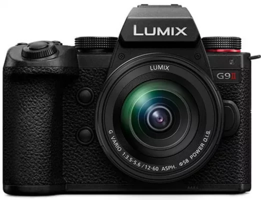 PANASONIC Hybride LUMIX G9 II Noir + Objectif G Vario 12-60mm f:3.5-5.6 ASPH Power OIS Garanti 3 ans