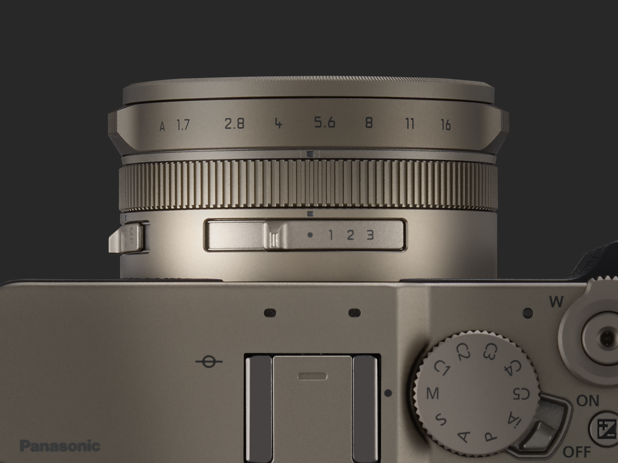 Panasonic Lumix L10 : zoom Leica, capteur 4/3 et LUT temps réel dans un compact de voyage